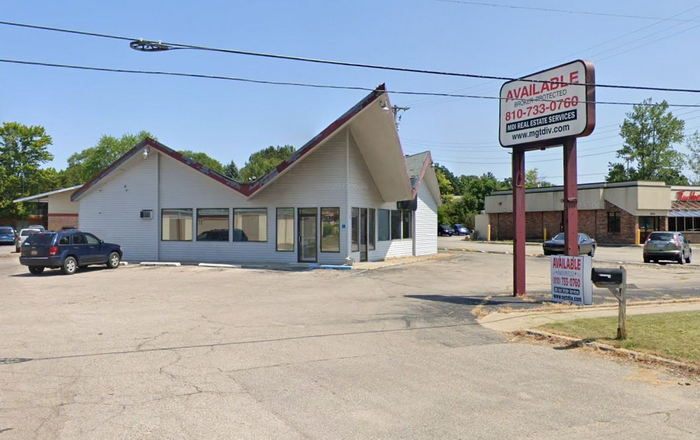 Dawn Donuts - 1917 S Saginaw Rd - Midland Mi 48640 (newer photo)